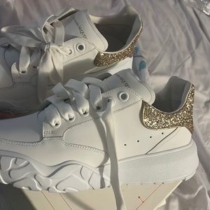 Women’s Leather Alexander Mcqueen New Court